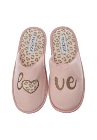Różowe Kapcie Vinceza Domowe Obuwie Damskie. Okazja: do domu. Nosek buta: otwarty. Kolor: różowy. Materiał: skóra, materiał. Wzór: nadruk, aplikacja, motyw zwierzęcy #7