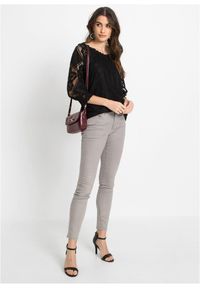 bonprix - Shirt z koronką. Kolor: czarny. Materiał: koronka. Wzór: koronka #3