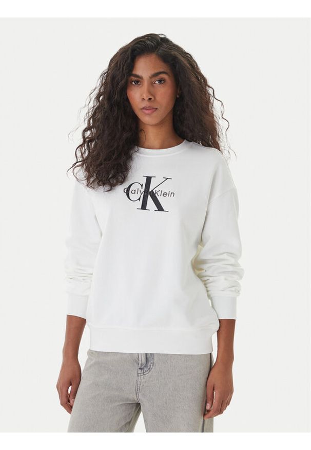 Calvin Klein Bluza Monologo LV047B234G Biały Relaxed Fit. Kolor: biały. Materiał: bawełna