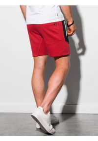 Ombre Clothing - Krótkie spodenki męskie dresowe W240 - czerwone - XXL. Kolor: czerwony. Materiał: dresówka. Długość: krótkie. Wzór: aplikacja #3
