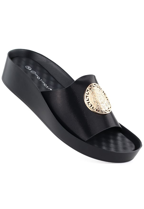 POTOCKI - Klapki damskie na platformie czarne Potocki 43326. Kolor: czarny. Materiał: skóra ekologiczna. Obcas: na platformie