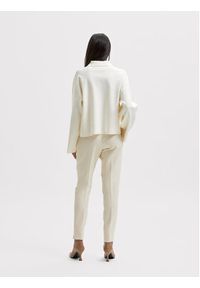 Selected Femme Sweter Cassi 16083225 Biały Relaxed Fit. Kolor: biały. Materiał: wiskoza #6