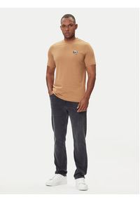 Karl Lagerfeld - KARL LAGERFELD T-Shirt 755710 554224 Beżowy Regular Fit. Typ kołnierza: dekolt w karo. Kolor: beżowy. Materiał: bawełna #4