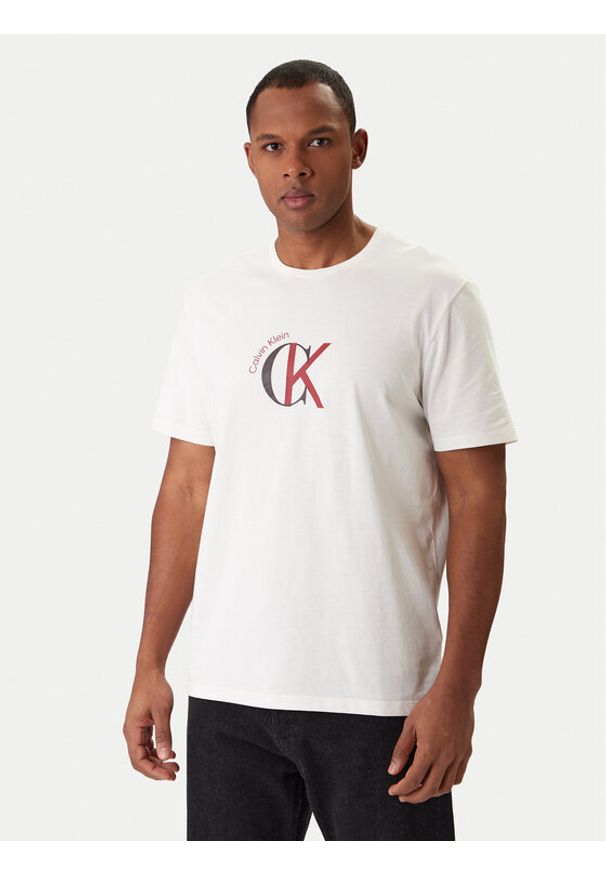 Calvin Klein Jeans T-Shirt 2Tone Graphic LV14RE829G Biały Regular Fit. Kolor: biały. Materiał: bawełna