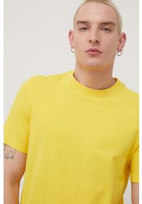 Superdry t-shirt bawełniany kolor żółty gładki. Kolor: żółty. Materiał: bawełna. Wzór: gładki