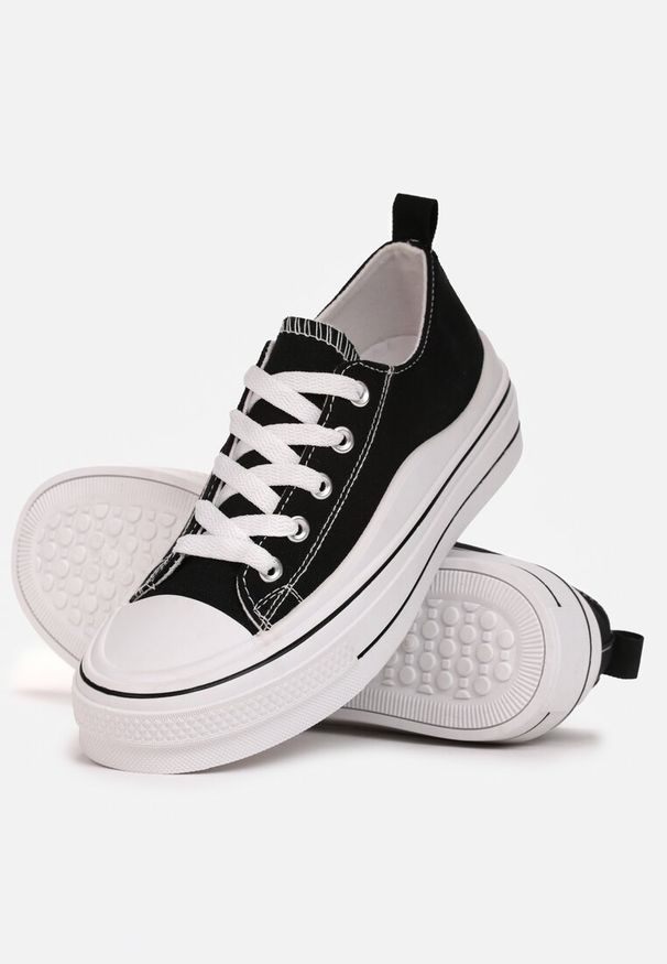 Born2be - Czarne Trampki na Grubej Podeszwie Alyvia. Wysokość cholewki: przed kostkę. Kolor: czarny. Materiał: materiał, guma. Szerokość cholewki: normalna