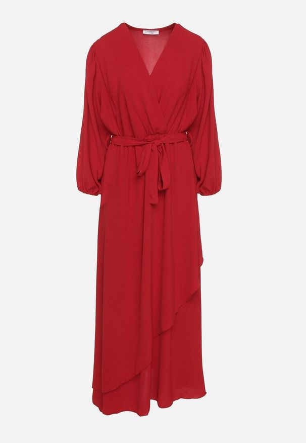 Born2be - Czerwona Kopertowa Asymetryczna Sukienka Koktajlowa z Wiskozą Ozdobiona Paskiem Lanoresa. Okazja: na imprezę. Kolor: czerwony. Materiał: wiskoza. Wzór: aplikacja. Typ sukienki: asymetryczne, kopertowe. Styl: wizytowy