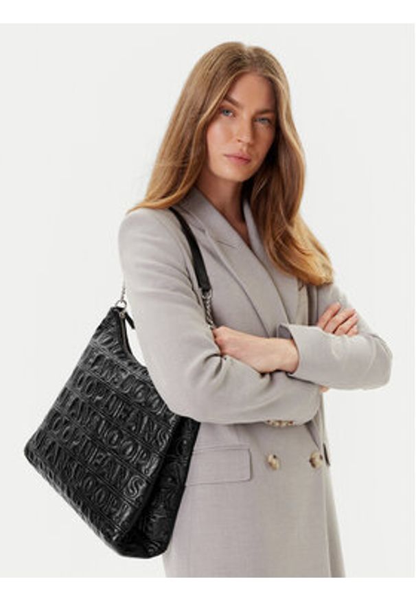 JOOP! Jeans Torebka Iniziale Spiega 4130001147 Czarny. Kolor: czarny. Materiał: skórzane