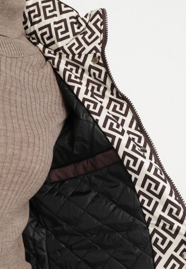 Born2be - Brązowa Kurtka Parka z Kapturem z Ozdobną Wyściółką Tiolara. Okazja: na spacer, na co dzień. Typ kołnierza: kaptur. Kolor: brązowy. Materiał: jeans. Styl: casual, sportowy