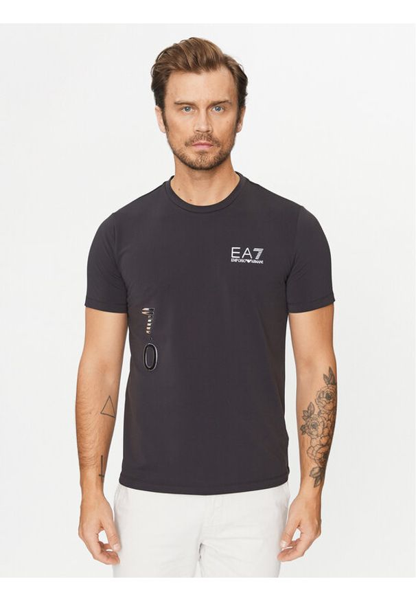 EA7 Emporio Armani T-Shirt 6RPT42 PJJFZ 1200 Czarny Regular Fit. Kolor: czarny. Materiał: syntetyk