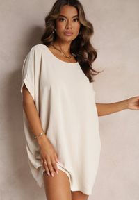 Renee - Beżowa Sukienka Mini o Fasonie Nietoperza z Okrągłym Dekoltem Maglia. Kolor: beżowy. Długość rękawa: krótki rękaw. Długość: mini