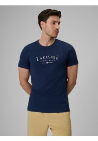 4f - 4F T-shirt regular z nadrukiem męski - granatowy L. Okazja: na co dzień. Kolor: niebieski. Materiał: bawełna, dzianina. Wzór: nadruk. Styl: casual, klasyczny, sportowy #1