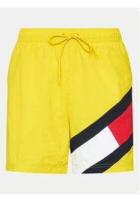 TOMMY HILFIGER - Tommy Hilfiger Szorty kąpielowe UM0UM02048 Żółty Slim Fit. Kolor: żółty. Materiał: syntetyk