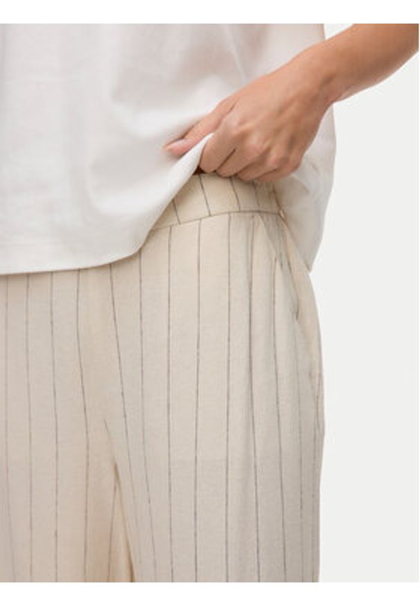 Vero Moda Kuloty Mindy 10322130 Beżowy Loose Fit. Kolor: beżowy. Materiał: wiskoza, len