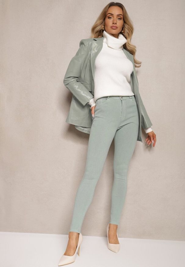 Renee - Zielone Skinny Jeansy z Bawełną High Waist Lorie. Okazja: na co dzień. Stan: podwyższony. Kolor: zielony. Styl: wizytowy, elegancki, casual
