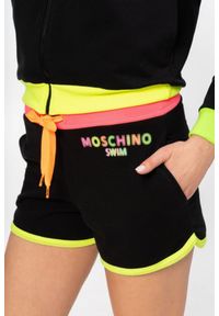 MOSCHINO Czarne szorty damskie z neonowym logo, Rozmiar XS. Kolor: czarny. Materiał: bawełna #3