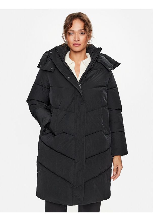 Calvin Klein Płaszcz zimowy Modern K20K204690 Czarny Regular Fit. Kolor: czarny. Materiał: syntetyk. Sezon: zima