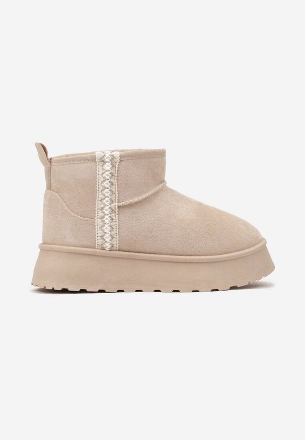 Born2be - Beżowe Krótkie Śniegowce z Ozdobną Lamówką Lotavia. Okazja: na co dzień. Kolor: beżowy. Materiał: wełna. Sezon: zima. Styl: casual, boho