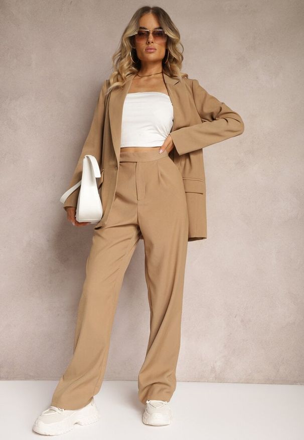 Renee - Ciemnobeżowe Szerokie Spodnie z Zapięciem na Haczyk Brutris. Okazja: na co dzień. Stan: podwyższony. Kolor: beżowy. Styl: casual, elegancki