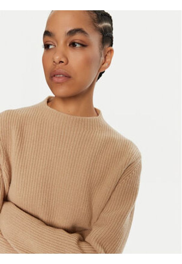 Calvin Klein Sweter K20K207426 Brązowy Relaxed Fit. Kolor: brązowy. Materiał: wełna