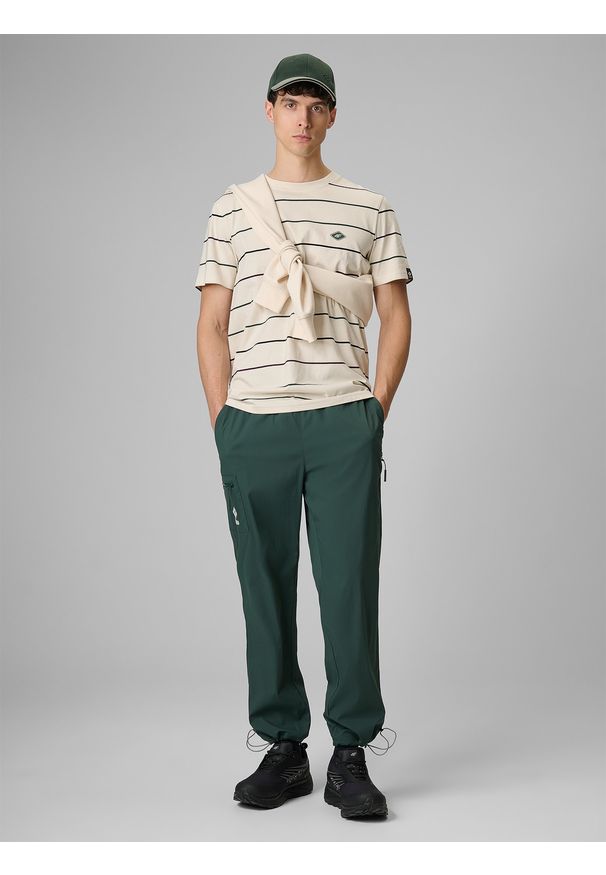 4f - 4F Spodnie casual joggery męskie - zielone S. Okazja: na co dzień. Kolor: zielony. Materiał: tkanina, materiał. Styl: casual