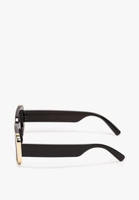 Renee - Czarne Okulary Przeciwsłoneczne z Grubymi Nausznikami Vintage Amikesa. Kolor: czarny