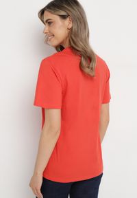 Born2be - Czerwony Bawełniany T-shirt o Luźnym Kroju z Krótkim Rękawem Adalria. Okazja: na co dzień. Kolor: czerwony. Materiał: bawełna. Długość rękawa: krótki rękaw. Długość: krótkie. Styl: klasyczny, elegancki, casual