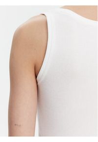 GAP - Gap Top 540670-02 Biały Slim Fit. Kolor: biały. Materiał: bawełna #3