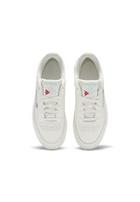 Trenerzy damscy Reebok Club C 85. Kolor: biały. Materiał: materiał, syntetyk, guma. Model: Reebok Club. Sport: turystyka piesza #2