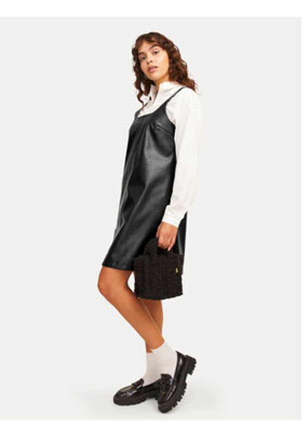 JJXX Sukienka z imitacji skóry Stella 12262769 Czarny Regular Fit. Kolor: czarny. Materiał: skóra
