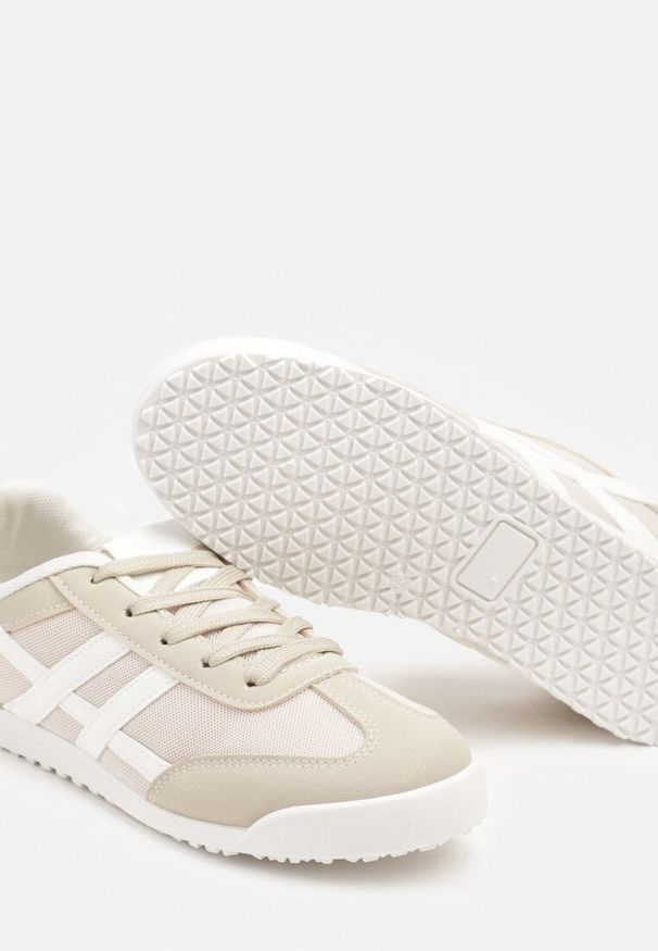 Born2be - Beżowe Płaskie Sneakersy Ozdobione Paskami Almi. Zapięcie: pasek. Kolor: beżowy. Materiał: jeans. Wzór: aplikacja