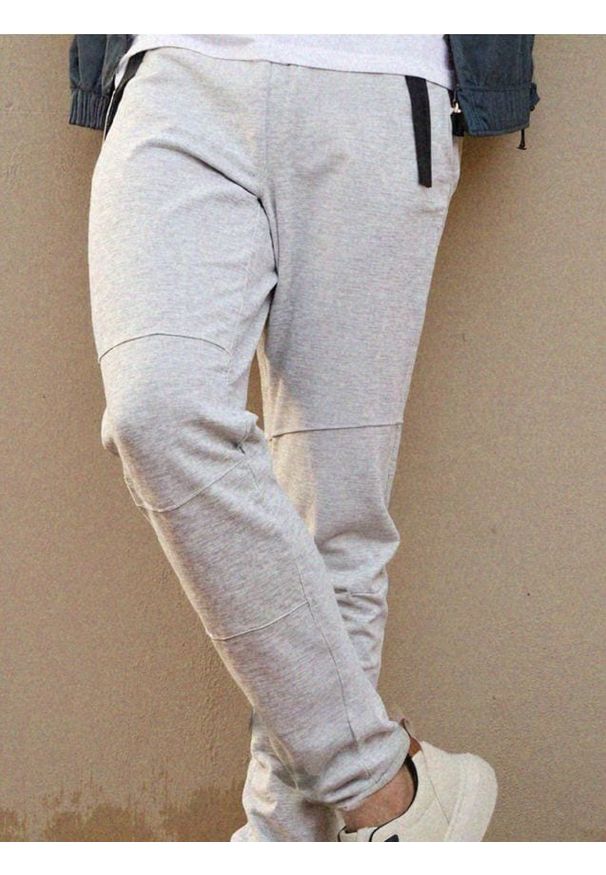 Sinsay - Joggery dresowe - szary. Kolor: szary. Materiał: dresówka