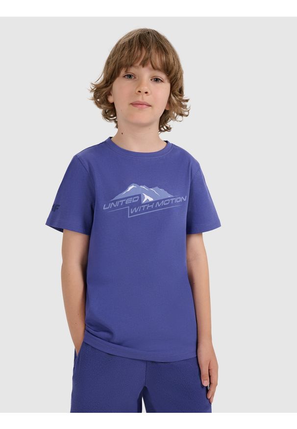 4f - 4F T-shirt regular z nadrukiem chłopięcy - granatowy 158 (12-13 lat). Okazja: na co dzień, na uczelnię. Kolor: niebieski. Materiał: materiał, dresówka, bawełna, skóra, jeans. Wzór: nadruk. Sezon: lato. Styl: casual, klasyczny