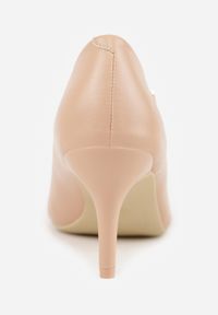 Renee - Beżowe Czółenka na Szpilce Velia. Okazja: na co dzień, na spotkanie biznesowe, do pracy, na randkę. Kolor: beżowy. Wzór: aplikacja. Obcas: na szpilce. Styl: klasyczny, casual, biznesowy, elegancki #2