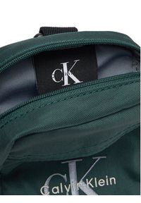 Calvin Klein Saszetka Bold Logo Nylon Slim Reporter LV04D3231G Zielony. Kolor: zielony. Materiał: materiał #5