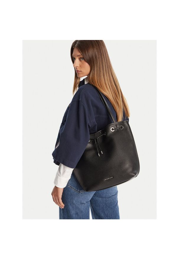 Torebka MICHAEL Michael Kors. Kolor: czarny