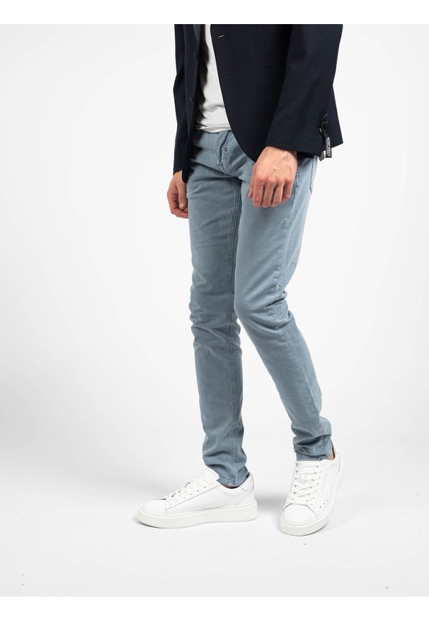 Antony Morato Jeansy Ozzy | MMDT00198 FA750215 | Ozzy | Mężczyzna | Niebieski. Okazja: na co dzień. Kolor: niebieski. Wzór: aplikacja. Styl: casual