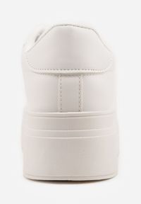 Born2be - Białe Klasyczne Sneakersy na Grubej Podeszwie Tosirra. Okazja: na co dzień. Kolor: biały. Materiał: jeans #3