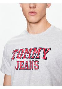 Tommy Jeans T-Shirt Essential DM0DM16405 Szary Regular Fit. Kolor: szary. Materiał: bawełna #4