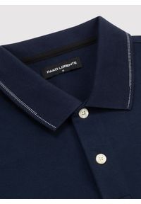 Pako Lorente - PAKO LORENTE - Granatowy t-shirt polo na guziczki. Okazja: na co dzień. Typ kołnierza: polo. Kolor: niebieski, oliwkowy. Materiał: bawełna, poliester. Sezon: jesień. Styl: casual #2