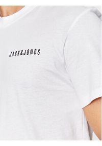 Jack & Jones - Jack&Jones T-Shirt 12235135 Biały Relaxed Fit. Kolor: biały. Materiał: bawełna #3