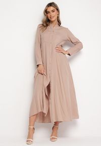 Born2be - Jasnobeżowa Sukienka Controllable. Okazja: na co dzień. Kolor: beżowy. Długość rękawa: długi rękaw. Typ sukienki: rozkloszowane, szmizjerki. Styl: casual, klasyczny. Długość: maxi #1