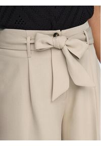 JDY Spodnie materiałowe 15286399 Szary Regular Fit. Kolor: szary. Materiał: materiał #2