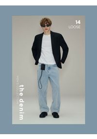 Reserved - Jeansy loose z efektem sprania - niebieski. Kolor: niebieski