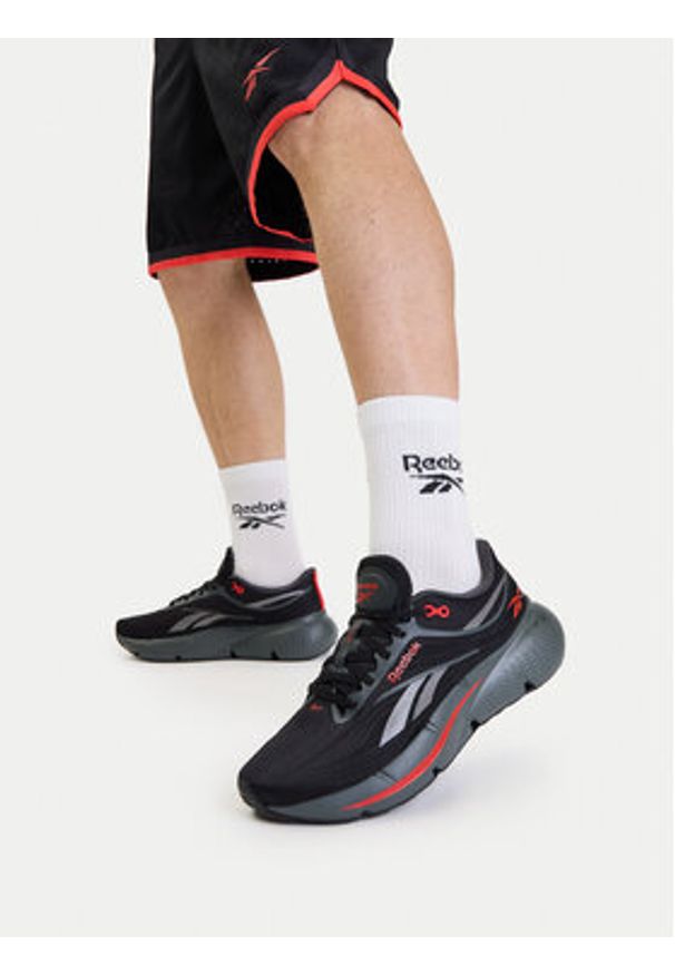Reebok Sneakersy SS-ZIGNITION 100262682 Czarny. Kolor: czarny. Materiał: materiał