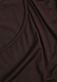 Born2be - Brązowa Wiskozowa Bluzka Nietoperzowa na Jedno Ramię z Marszczeniem w Talii Bolea. Okazja: do pracy, na co dzień, na spotkanie biznesowe. Kolor: brązowy. Materiał: wiskoza. Długość: długie. Styl: elegancki, biznesowy, klasyczny, casual #3