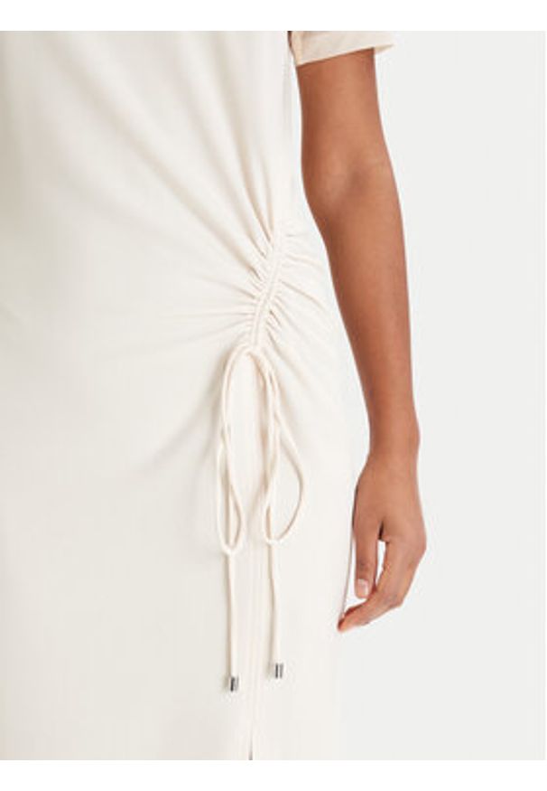 Patrizia Pepe Sukienka koktajlowa 8A1596/A701-W409 Écru Regular Fit. Materiał: syntetyk. Styl: wizytowy