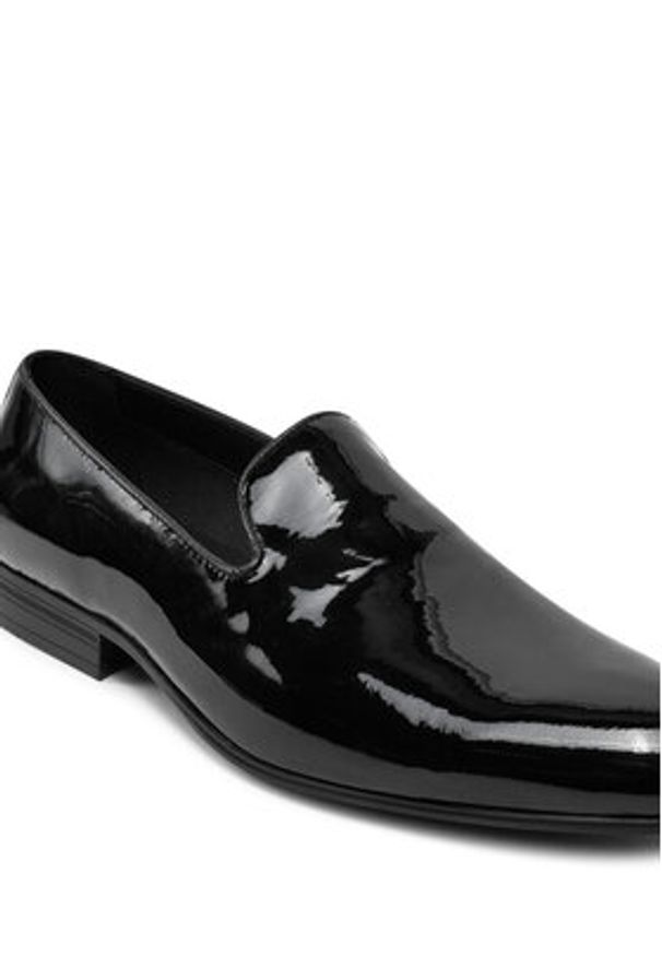 Calvin Klein Półbuty HM0HM01599 Czarny. Kolor: czarny. Materiał: skóra, lakier