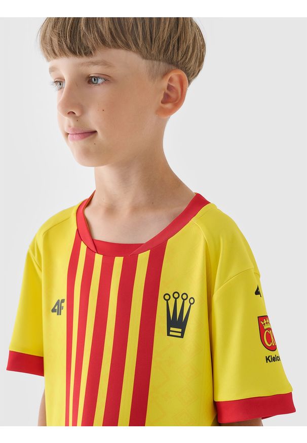4f - 4F Koszulka klubowa domowa z sezonu 2024/25 chłopięca 4F x Korona Kielce - multikolor 122/128 (6-8 lat). Okazja: do domu. Kolor: wielokolorowy. Materiał: dzianina, włókno, koronka. Wzór: haft, koronka. Sezon: lato