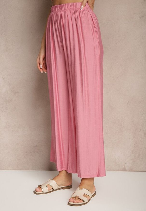 Renee - Różowe Spodnie Palazzo o Szerokim Kroju High Waist Lislevia. Okazja: na co dzień. Stan: podwyższony. Kolor: różowy. Styl: elegancki, casual